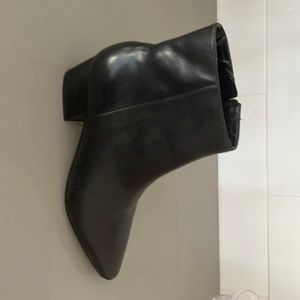 Marc Fisher booties size 8.5